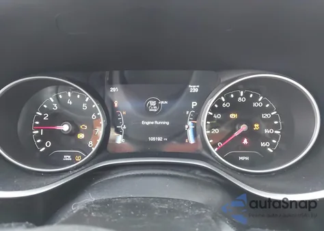 2018 Jeep Compass Latitude 4X4 z USA, uszkodzony, nr VIN 3C4NJDBBXJT199412